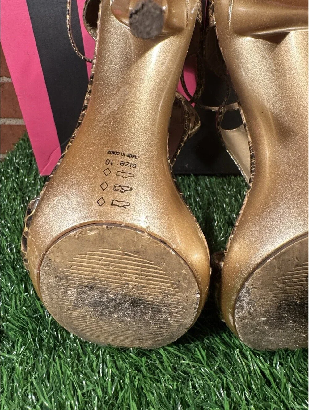 Women’s Michael Antonio Shazay Faux Snake Skin Heels Size 10